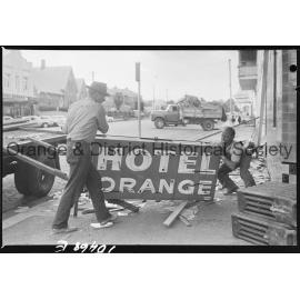 Demolition of the Hotel Orange