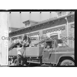 Canned food for Sydney