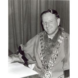 Ron Thomas Mayor of Orange 1969-71, 1975-81