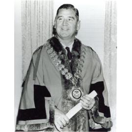 Gordon Machin Mayor of Orange 1961
