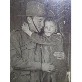 Francis John Hubbard with his sister Ada just prior to going to war, 1915