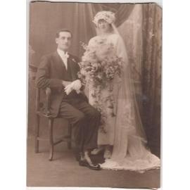 Cecil John Jacobs and Mabel Doris Langham on their wedding day in 1921