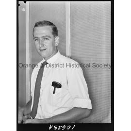 Mr R J Batey