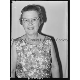 Passport photo Mavis Vivian