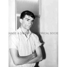 Mr Les Coles