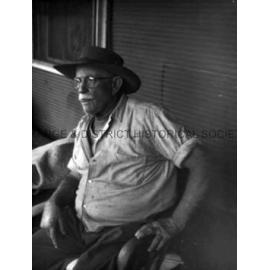 Mr Harry Ward