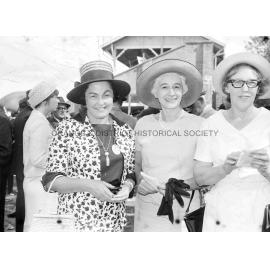 Orange Cup fashions