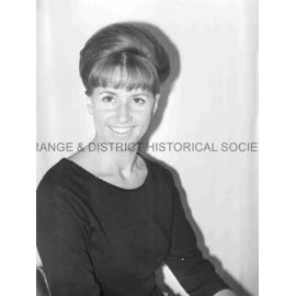 Val Andrews, Miss Australia entrant