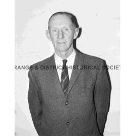 Passport photo Mr R V Wright