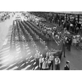 Secondary School children at Anzac Day march