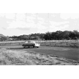Towac car races