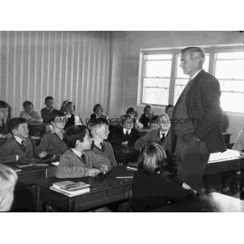 Noted author visits school