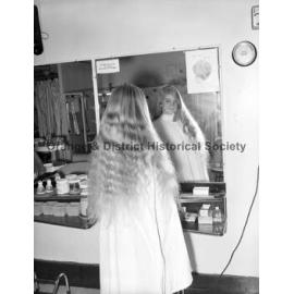 Miss Annette Blowes