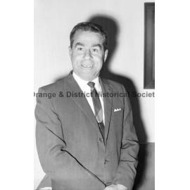 Mr A H Jones