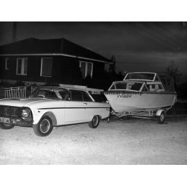 Dr L G Deithe's cabin cruiser 