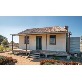 Emmaville Cottage