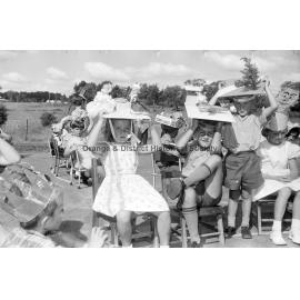 Glenroi School hat parade