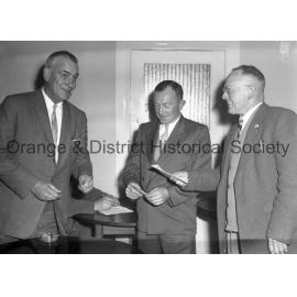 Ald Ridley hands over football carnival cheque to Legacy & Far West