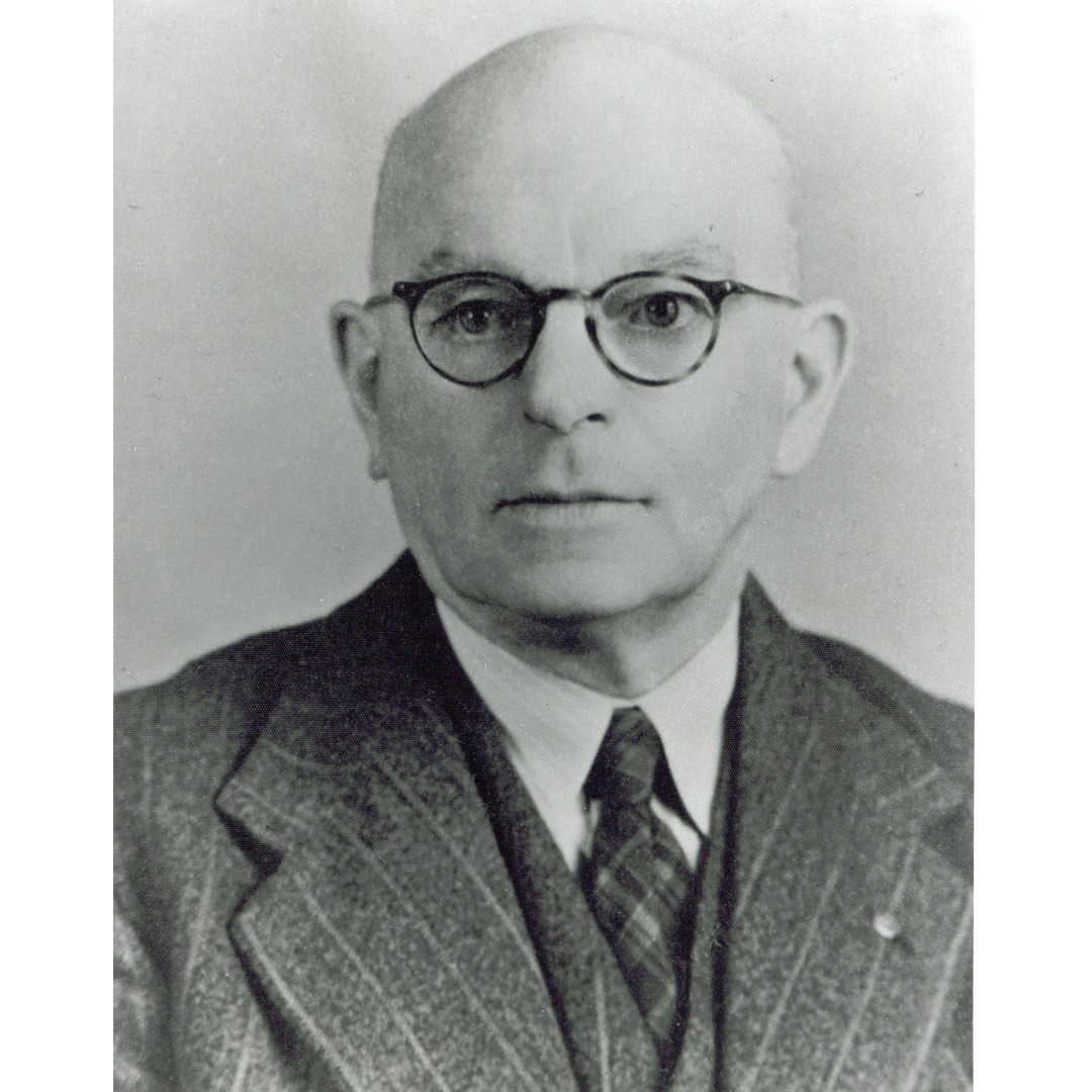 Walter Frederick (Wally) Matthews