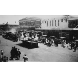 Procession, Summer Street, Orange, NSW