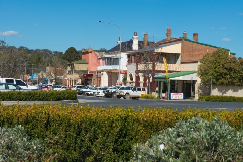 Bank Street, Molong