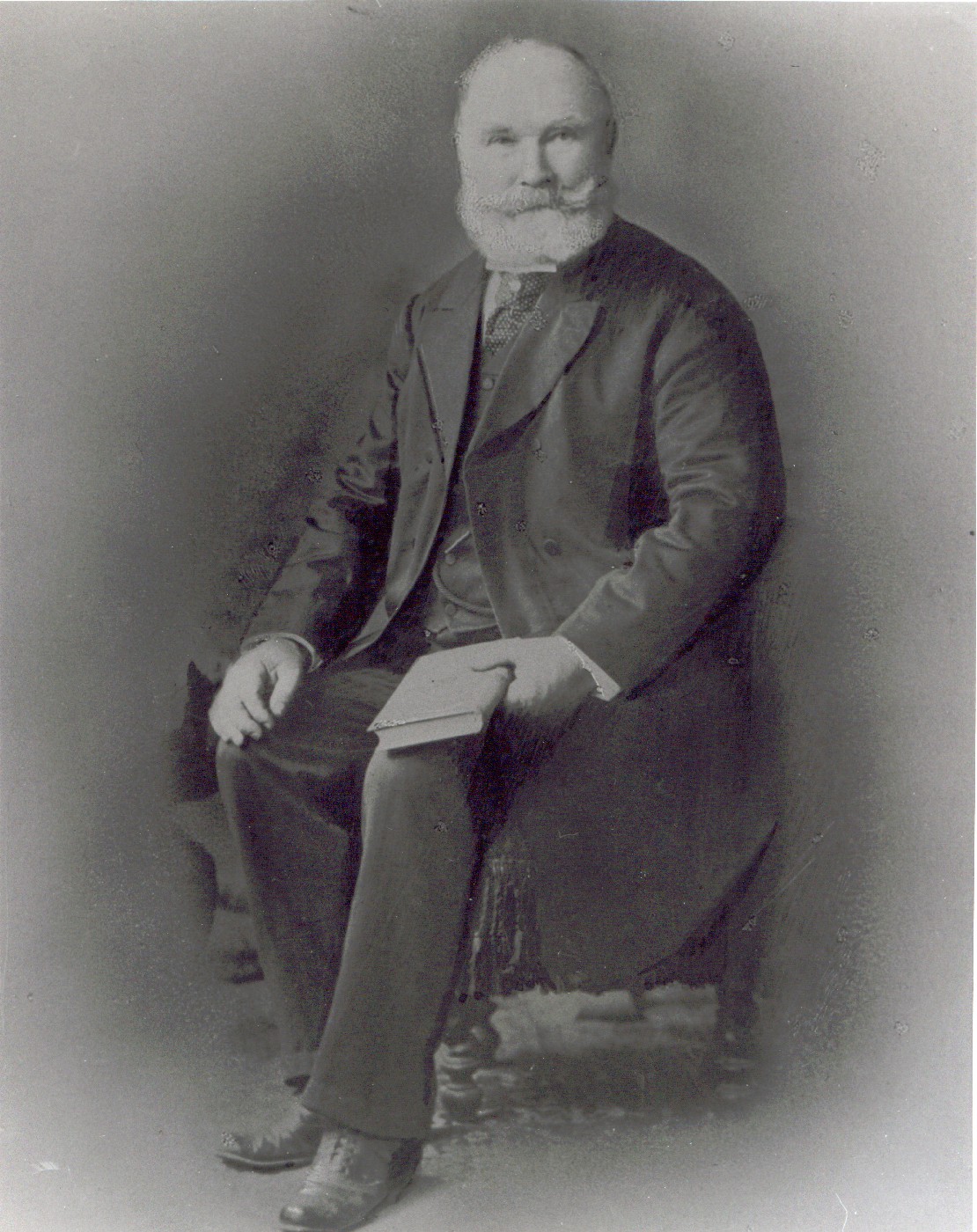 James Dale, mayor of Orange 1864, 1868 and 1874. Image courtesy Orange City Library.